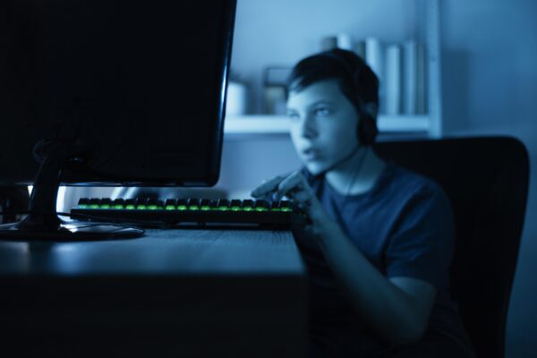 Exploring the World of tech hacks pblinuxgaming